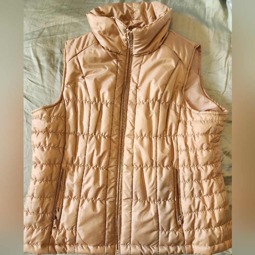 New York & Company XL Tan Puffer vest